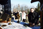 Zdjęcie na https://www.viapoland.com/ - portal informacyjny: Groń Jana Pawła II w Beskidzie Małym w Nowy Rok 2013