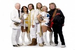 Zdjęcie na https://www.viapoland.com/ - portal informacyjny: MAGICZNA PRODUKCJA ABBA THE SHOW