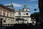 Zdjęcie na https://www.viapoland.com/ - portal informacyjny: Z Opery i Hotelu Europejskiego spacerkiem po Krakowie