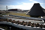 Zdjęcie na https://www.viapoland.com/ - portal informacyjny: Zielona przestrze&#324; na dachu Centrum Nauki Kopernik