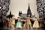 Zdjęcie na https://www.viapoland.com/ - portal informacyjny: Wielka sława – wielkie brawa. Recenzja na operetkę Baron cygański Johanna Straussa