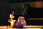 Zdjęcie na https://www.viapoland.com/ - portal informacyjny: Dwie artystki z Chopinem . . .