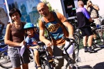 Zdjęcie na https://www.viapoland.com/ - portal informacyjny: Rodzinnie promowali ścieżki rowerowe