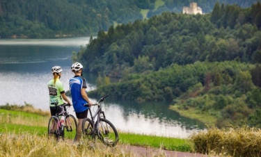 Przez Małopolskę na rowerze lub rolkach