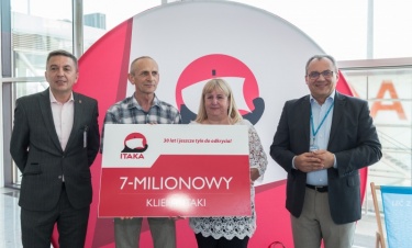 Port Lotniczy Wrocław: już 7 milionów turystów Itaki