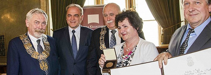 Medal Cracoviae Merenti dla Opery Krakowskiej